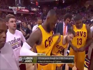 Lebron james sengaja rancangan cotok pada tv