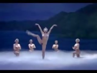 Zvrátené nahé ballet