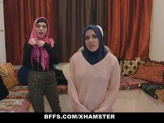 Bffs - timide inexpérimenté poonjab filles baise en leur hijabs